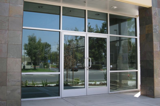 Navarre-commercial-door-repair