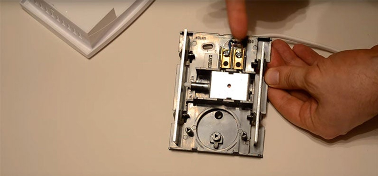 fix door bell in Navarre